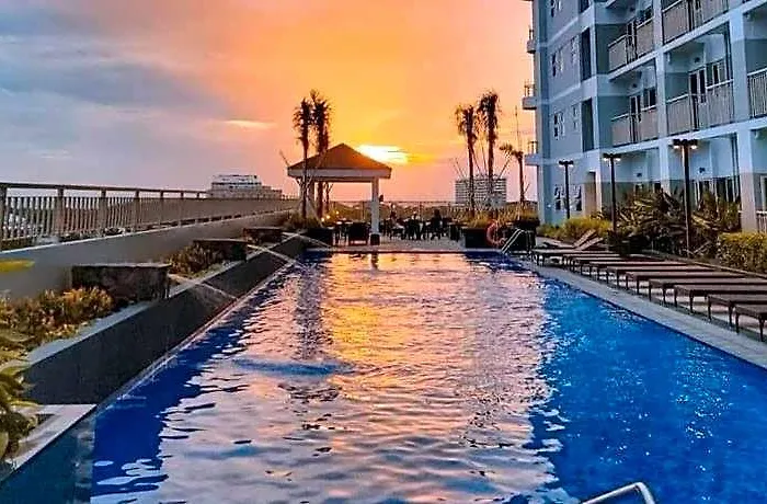 Hotel Coast Residences Near Ccp Picc Manila