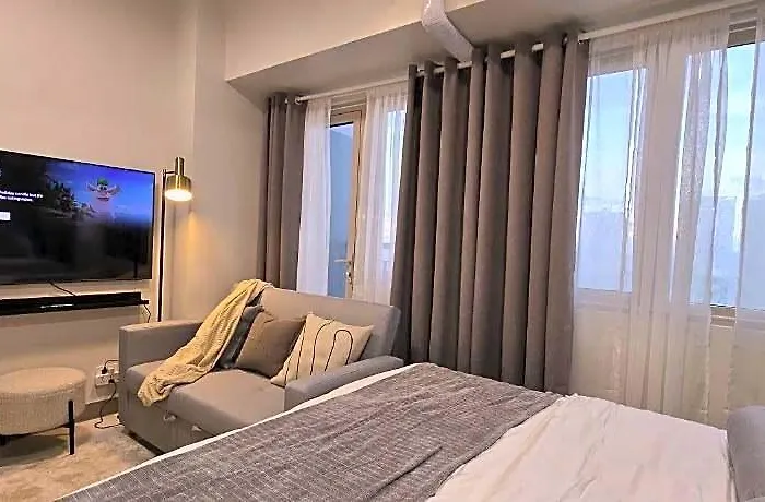 Coast Residences Near Ccp Picc Hotel