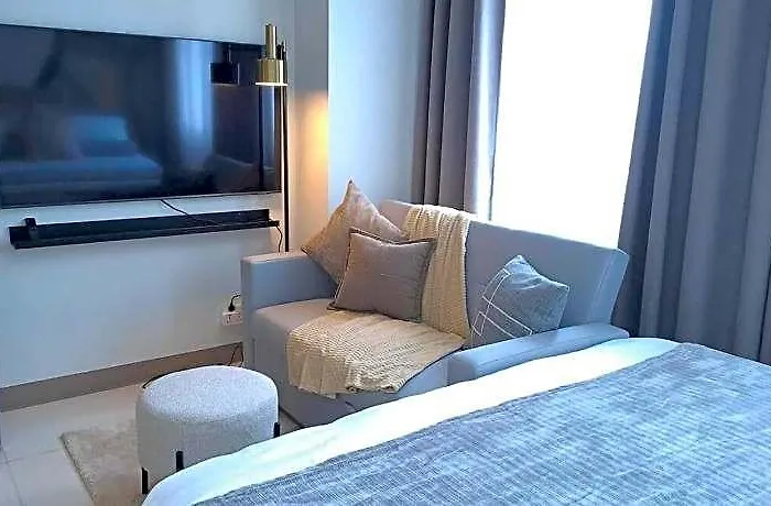 Hotel Coast Residences Near Ccp Picc Manila