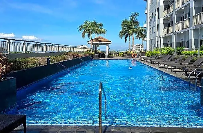 Coast Residences Near Ccp Picc Manila